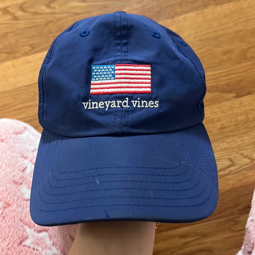 Vineyard vines American flag hat